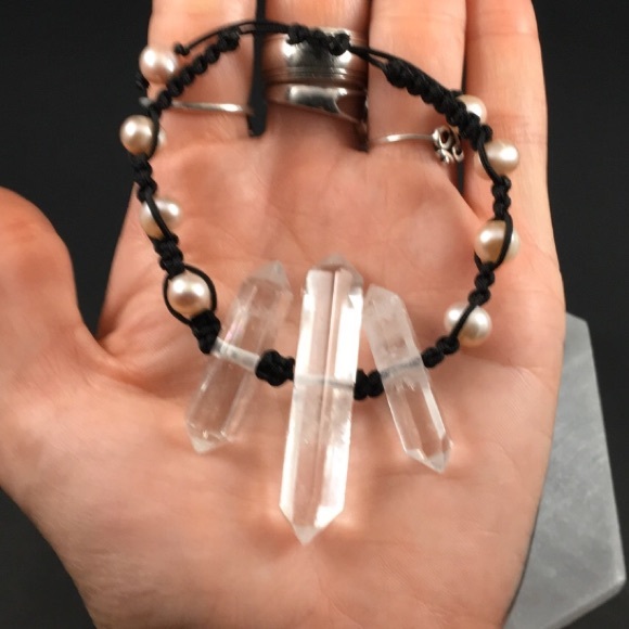 Double Terminate Crystal macramé Bracelet - Picture 3 of 10